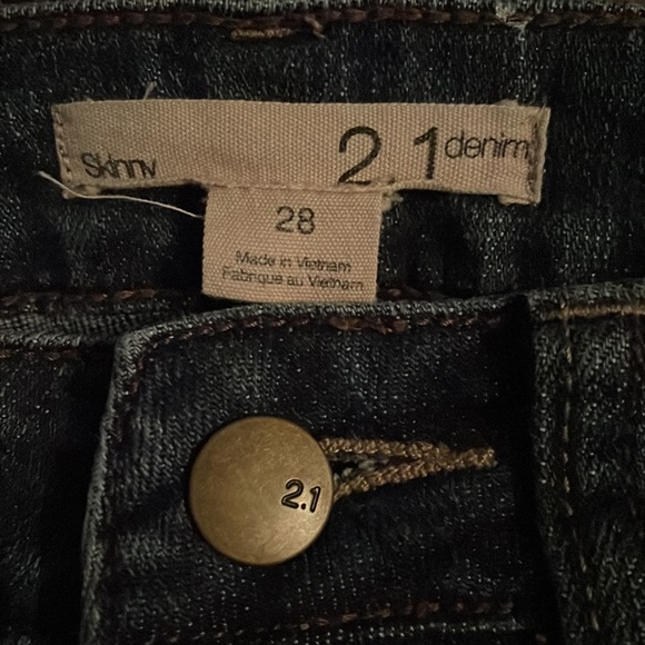 2.1 Denim “Paint Spatter” Jeans - Picture 8 of 8